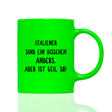 Tasse Neon Ein bisschen anders
